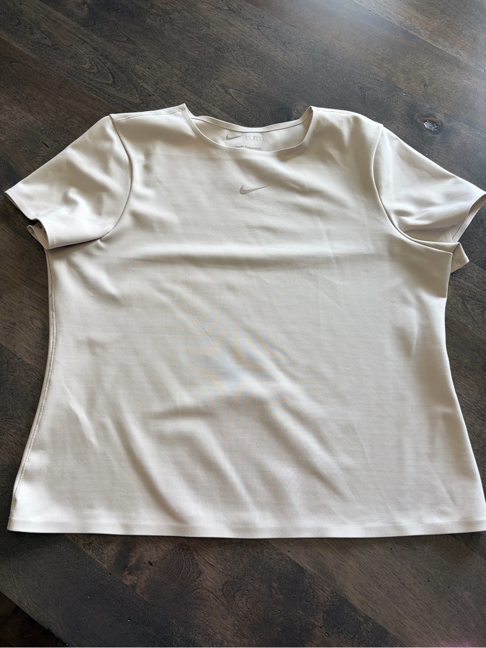 Nike Women’s Cream Short Sleeve Athletic Tee